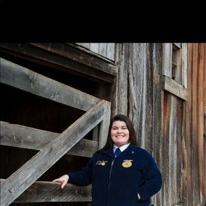 Meet your Posher, Britney